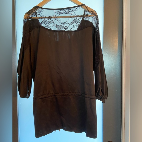 Women’s blouse size 2X 100% polyester - Picture 2 of 4